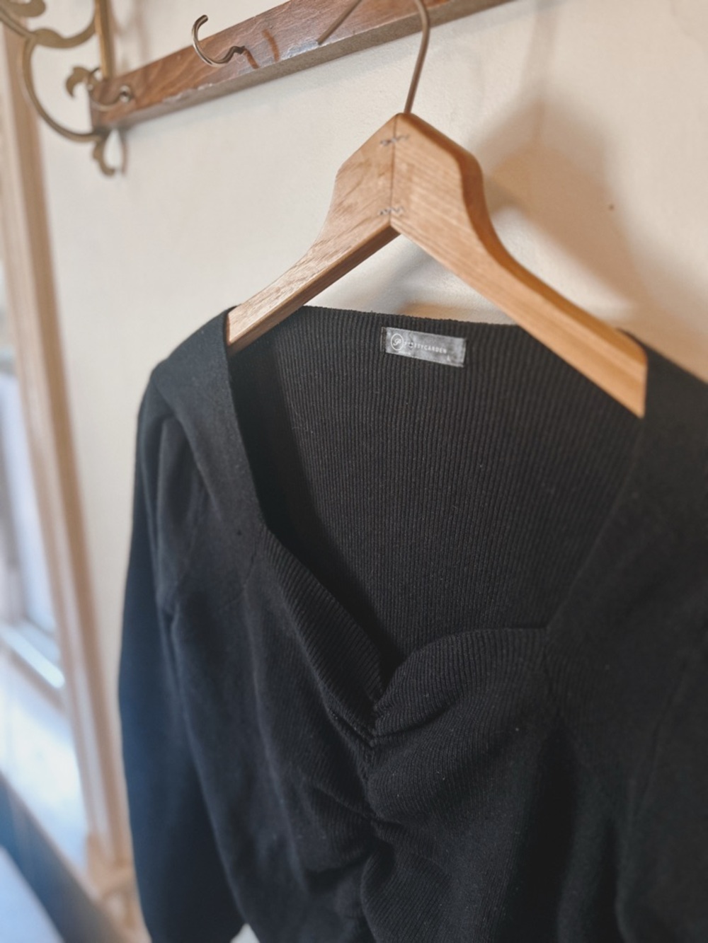 Black Sweetheart Neckline Sweater